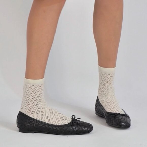 NEW BERNARDO Made In Brazil Leather Gwynn Woven Ballet Flats in black 2510 6M3 - Picture 9 of 11